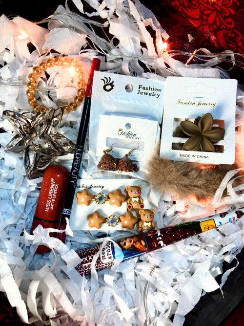 Girls Cosmetics Bumper deal